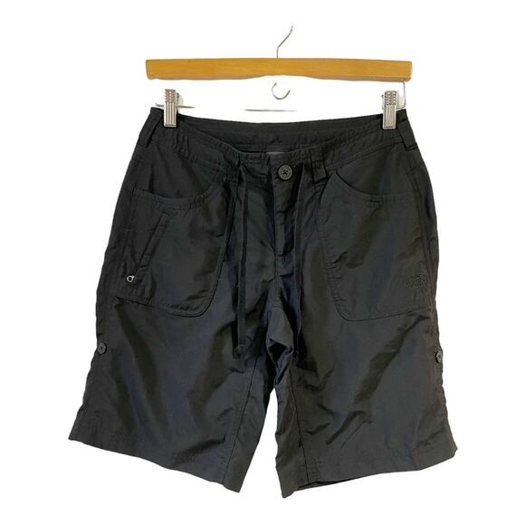 The North Face Women Size 4 Black Shorts - Picture 1 of 5